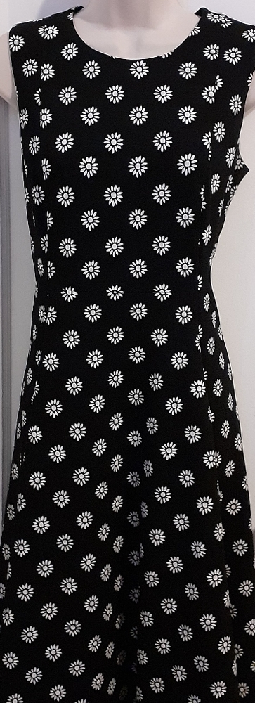 Clavin Klein Daisy Print Dress